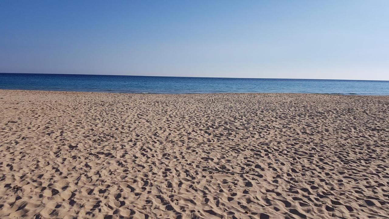 Villa Sul Mare A Chia Domus De Maria Exteriör bild