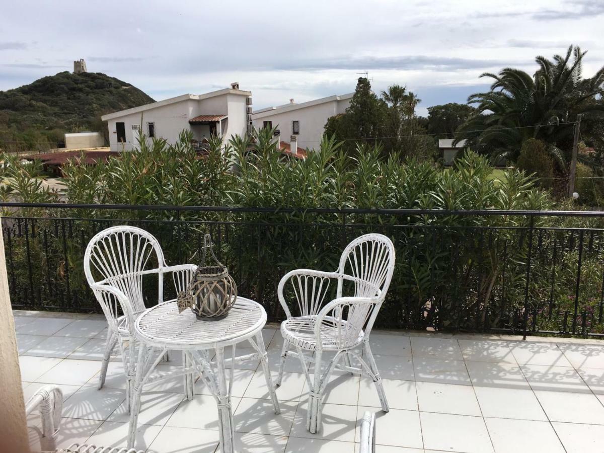 Villa Sul Mare A Chia Domus De Maria Exteriör bild
